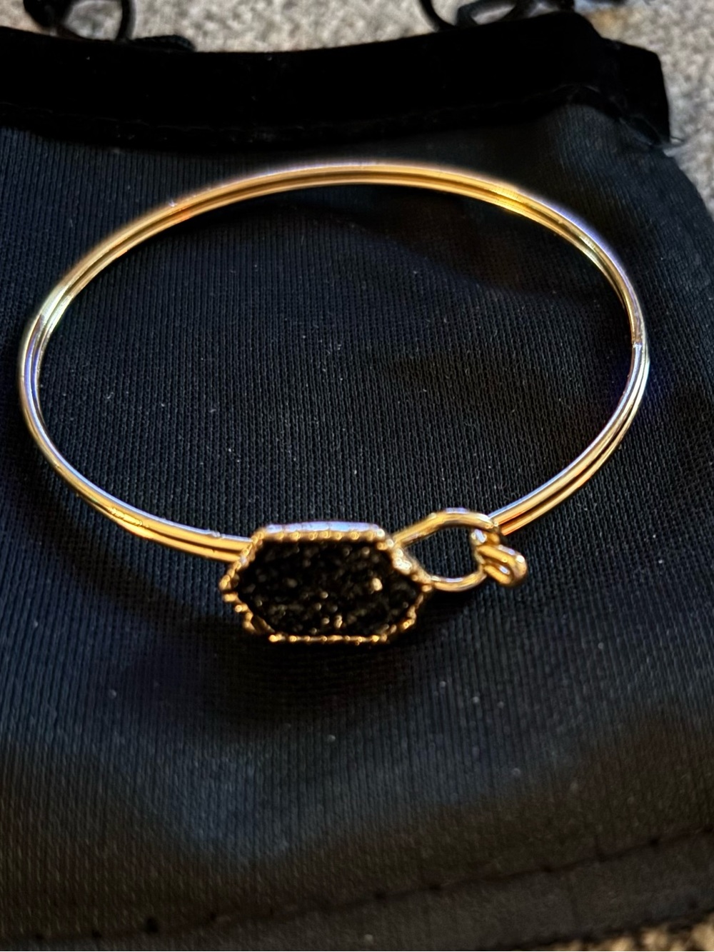 Women’s Gold-Tone Black Druzy Bangle Bracelet